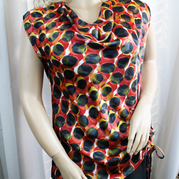 Skye's the Limit Tops - 🔥2 for $23🔥 Drapey Rouched Side Geometric Tunic